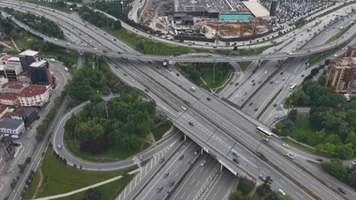 Bayramın ikinci gününde de İstanbul’da yollar bomboş! Trafik yüzde 13’e düştü