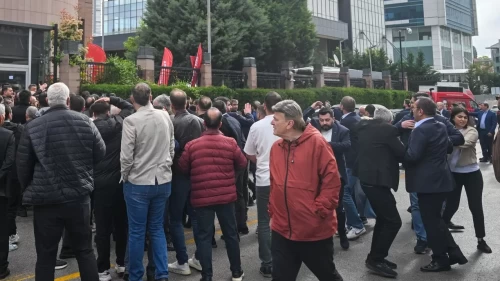 CHP Genel Merkezinde gerginlik!