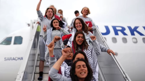 Sumud Filosu aktivistleri İstanbul'a geldi: İsrail'e insanlığımızı gösterdik