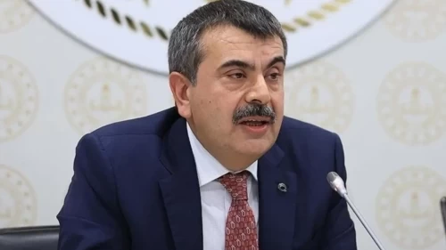 Bakan Tekin Londra'dan dünyaya seslendi: Eğitim sistemleri çocukları algoritmaların nesnesi haline getirmemeli