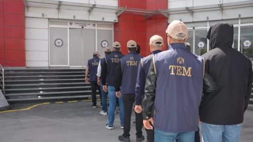FETÖ'nün emniyet yapılanmasına ağır darbe!