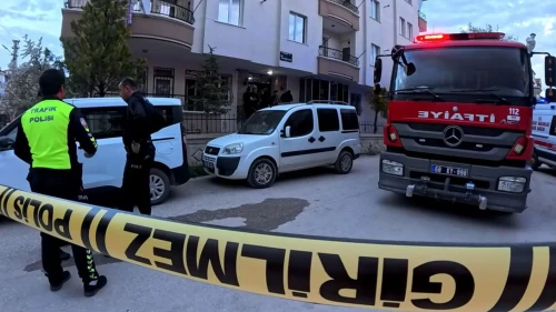 Yemek yaparken elbisesi tutuşan yaşlı kadın toprağa verildi!