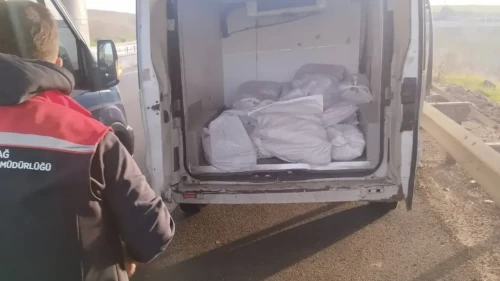 Otoparkta gıda skandalı! Tonlarca ürün imha edildi