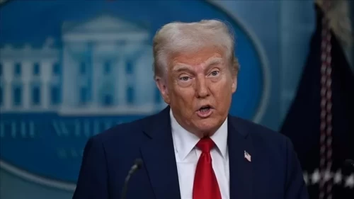 Trump'tan flaş sözler: İran'ın teslim bayrağını çekmesi gerekiyor