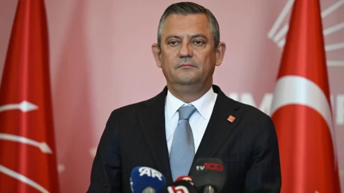 Özgür Özel hakkında Bakan Gürlek'e yönelik sözleri nedeniyle soruşturma başlatıldı!