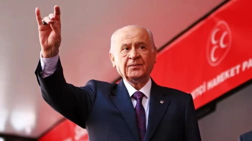 MHP Lideri Bahçeli’den fetih mesajı: İstanbul, çağ kapatıp çağ açan fetih iradesinin mührüdür