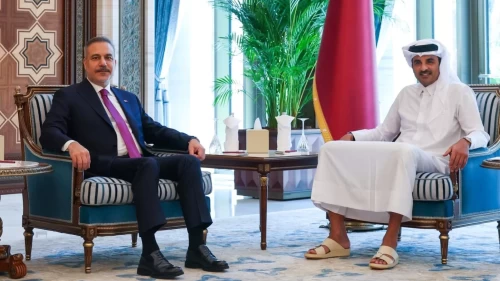 Bakan Fidan, Katar Emiri Al Sani ile Doha'da bir araya geldi