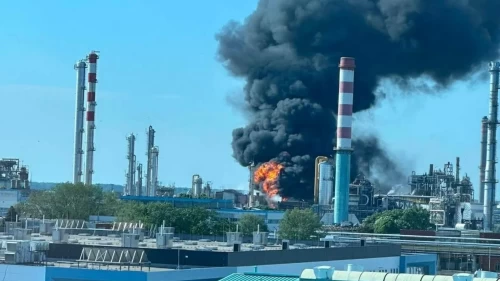 Petrokimya tesisinde büyük patlama!
