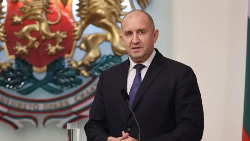 Bulgaristan’da 29 yıl sonra bir ilk: Radev kabine listesini sundu