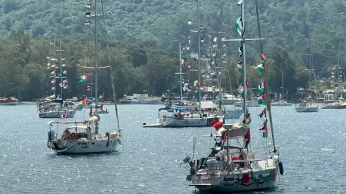 İsrail'in saldırdığı Küresel Sumud Filosu Marmaris'e geldi!