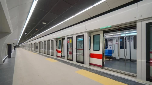 Gayrettepe Metrosunu kullananlar dikkat! 7 Mayıs'ta sefer saatleri değişti: Son tren kaçta?