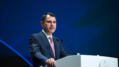 Bakan Kurum'dan 'Yarısı Bizden' açıklaması: Günde 550 konut inşa ederek Letonya ve Estonya büyüklüğünde bir alanı yeniden ayağa kaldırdık
