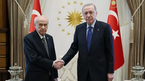 AK Parti Sözcüsü Çelik, MHP lideri Bahçeli'nin sözlerini işaret etti! 'Adayımız Cumhurbaşkanı Erdoğan'dır dedi