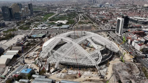 Bakanlar Kurum ve Bak'tan Ankara'nın yeni stadyuma dair paylaşım geldi! Dünyanın da gözdesi olacak