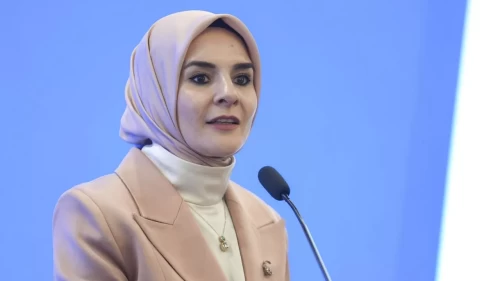 Bakan Göktaş: Çocuk sesleri yaşlılarımıza moral olacak