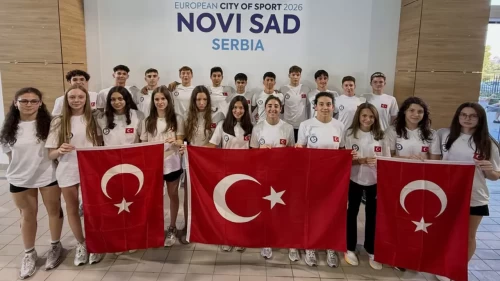 Milli yüzücülerden madalya yağmuru!
