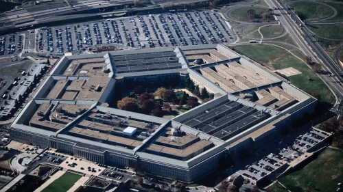 Pentagon’da 'tehlike' alarmı! Güvenlik üst düzeye çıkarıldı