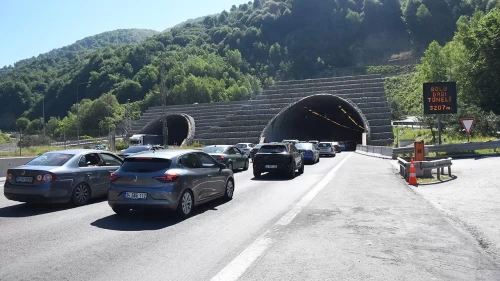 Bolu Dağı Tüneli'nde bayram rekoru!