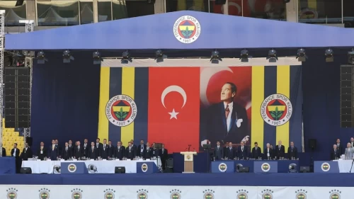 Fenerbahçe’de olağanüstü seçimli genel kurul başladı