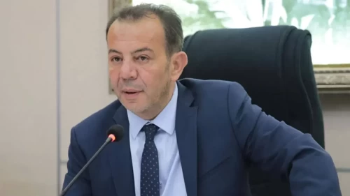 CHP'de Cemil Tugay'ın ardından Tanju Özcan da istifa etti!