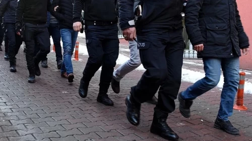 Göçmen kaçakçılarına tarihi operasyon! 18 kişi gözaltına alındı