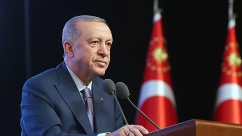 Cumhurbaşkanı Erdoğan’dan polis teşkilatına: Çalışma koşullarını iyileştirmek için reformları hayata geçiriyoruz