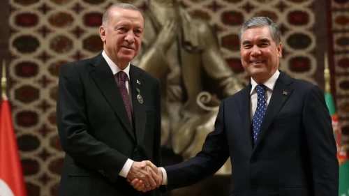 Cumhurbaşkanı Erdoğan ile Türkmenistan Milli Lideri Berdimuhamedov arasında kritik görüşme