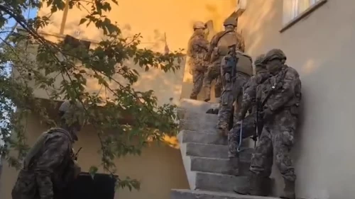 3 ilde zehir tacirlerine ağır darbe: 13 tutuklama