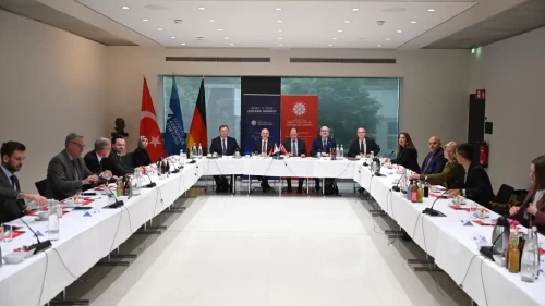 Ankara NATO Zirvesi öncesi Berlin'de stratejik zirve: Avrupa-Atlantik güvenliği için hayati dönüm noktası