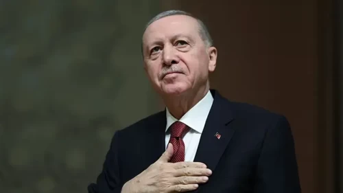 Erdoğan'dan anlamlı paylaşım! Üç usta ismi rahmetle andı