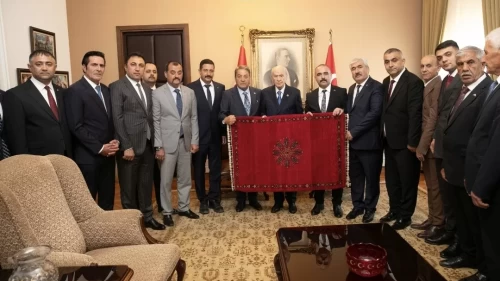 MHP lideri Bahçeli, Malatya heyetini kabul etti: İstikametimiz genel merkezimizin ışığıdır