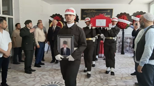 Kıbrıs gazisinin son yolculuğu! Samsun'da askeri törenle uğurlandı