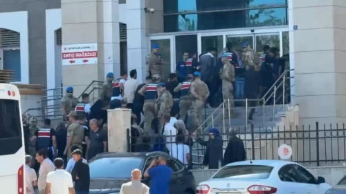 Şanlıurfa merkezli 3 ilde eş zamanlı uyuşturucu operasyonu! 4'ü çocuk 69 şüpheli gözaltına alındı