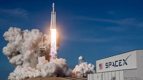 SpaceX'ten tarihi yükseliş
