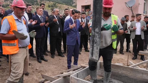 Ülkü Ocakları İzmir'de anaokulu için temel attı