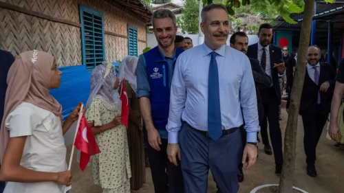 Bakan Fidan mazlumların yanında! Rohingya mülteci kampını ziyaret etti
