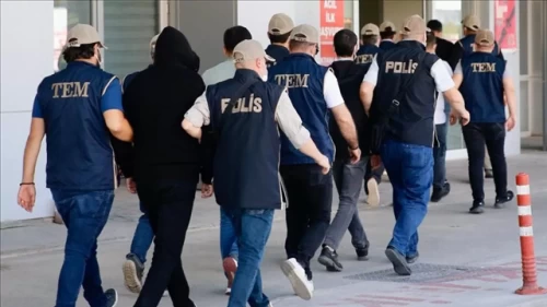 İzmir merkezli 12 ilde nefes kesen FETÖ operasyonu!