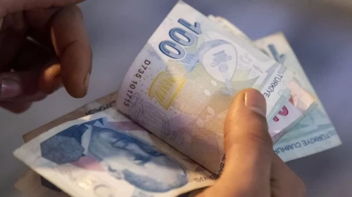 Yaşlı ve engelli aylıkları hesaplara yatırılıyor