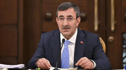 Cevdet Yılmaz'a Türkmenistan'da resmi karşılama
