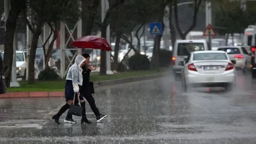 Meteoroloji uyardı: Kuvvetli rüzgar ve sağanak geliyor
