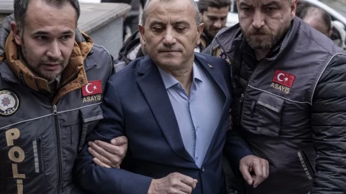 Eski Vali işkenceci çıktı! Sosyal medya kullanıcısına neler yaptırmış neler
