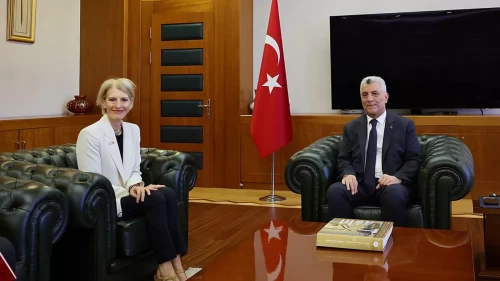 Bakan Bolat, görev süresi dolan İngiltere Büyükelçisi Jill Morris'i kabul etti