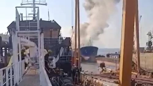 Yalova'daki tersanede korkutan patlama: Kargo gemisinde yangın çıktı