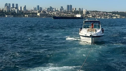 Kız Kulesi önlerinde korku dolu anlar!