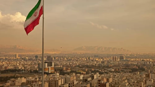 İran, ABD’ye ait İHA'yı Bender Abbas'ta vurdu!