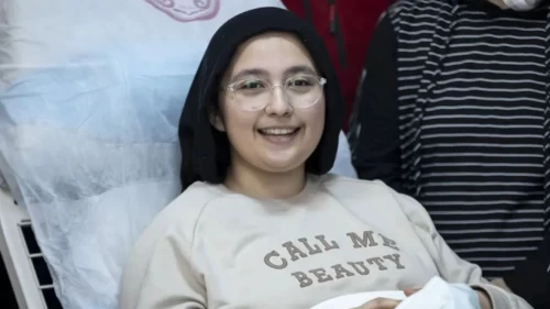 Depremin umudu Aleyna Ölmez mezun oldu: 248. saatte kurtarılan genç kız diploma sevinci yaşadı!