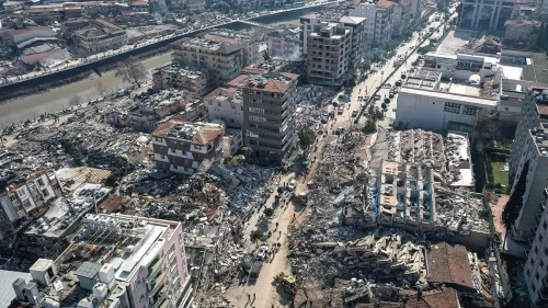 Japonya'da 7.1'lik depremin ardından artçılar sürüyor!