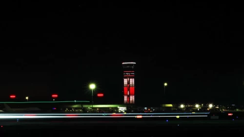 Sabiha Gökçen Havalimanı’nın kulesi kırmızı ve beyazla aydınlatılacak