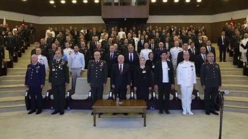 Bakan Güler, şehit aileleri ve gazilerle bir araya geldi