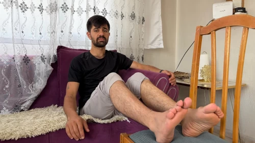 Diş ağrısıyla hastaneye giden adam bacağından oldu!